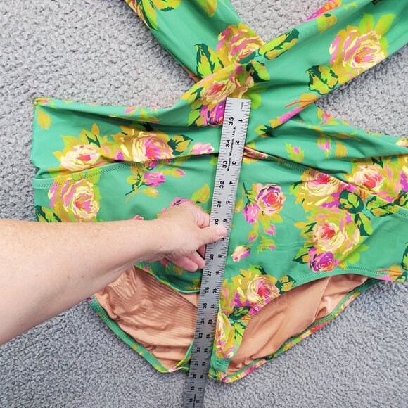 J. Crew  Crisscross Cutout Bandeau One-piece Swim Suit Rose Garden Size … - Picture 6 of 13